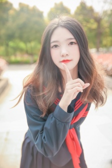 《漂亮的女邻居》2在线播放
